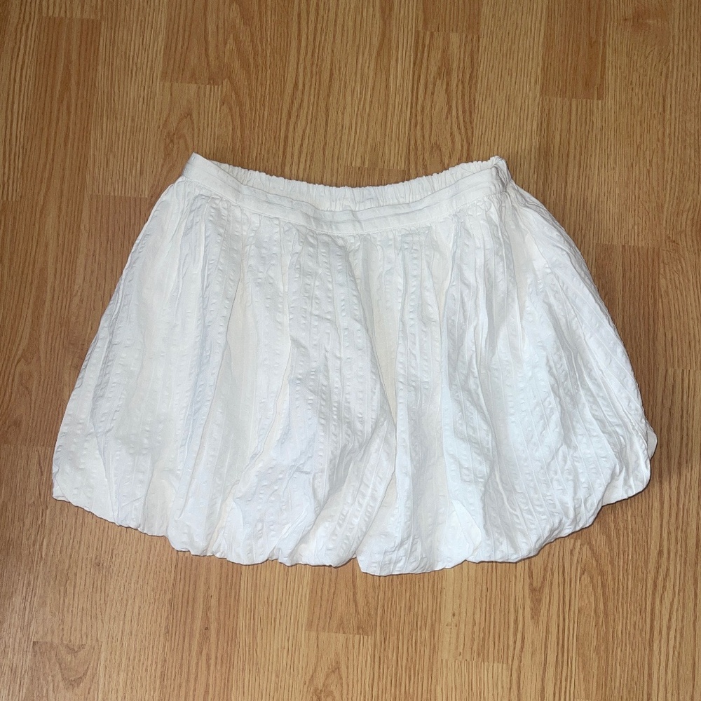 aerie White Textured Stretch Waist Mini Lined Bubble Skirt Size Medium